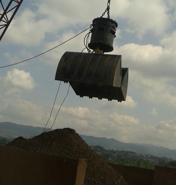 液壓遙控抓斗圖片及應用案例 液壓遙控抓斗圖片及應用案例