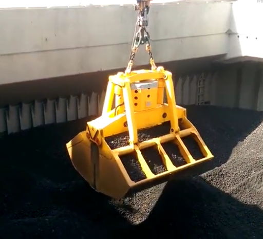電動液壓抓斗工作圖片 電動液壓抓斗工作圖片