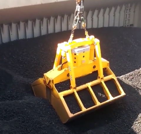 電動液壓雙瓣抓斗煤渣廠應(yīng)用圖片 電動液壓雙瓣抓斗煤渣廠應(yīng)用圖片