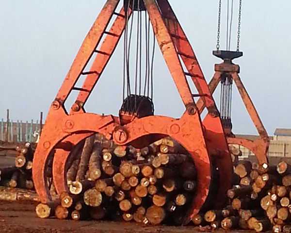 木材抓斗調試現(xiàn)場 木材抓斗調試現(xiàn)場